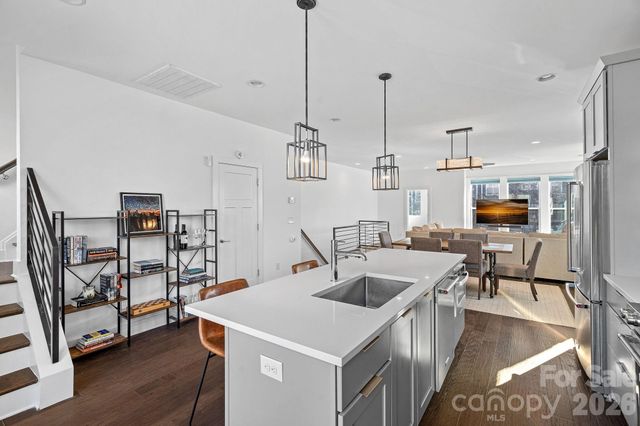 214 Wesley Heights Way, Charlotte, NC 28208