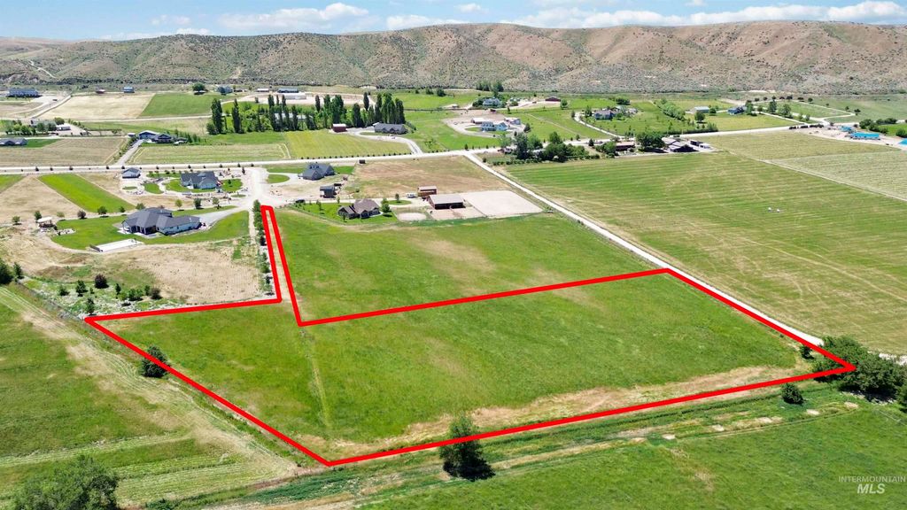 6525 Reata Ln, Emmett, ID 83617