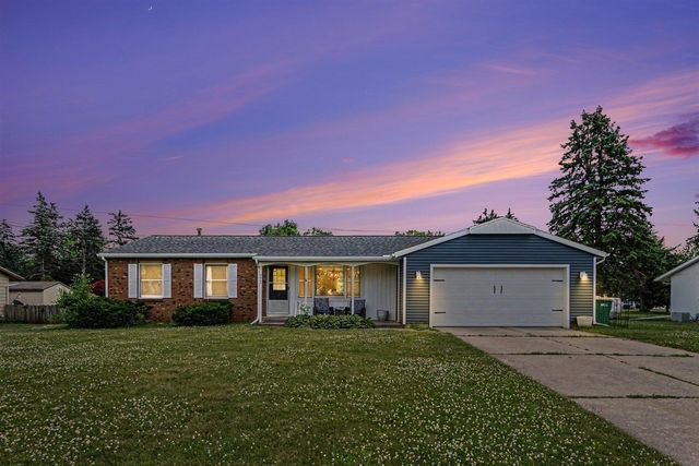 2605 Heverly Drive, Portage, MI 49024