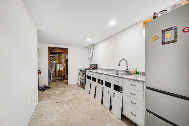 2605 Heverly Drive, Portage, MI 49024