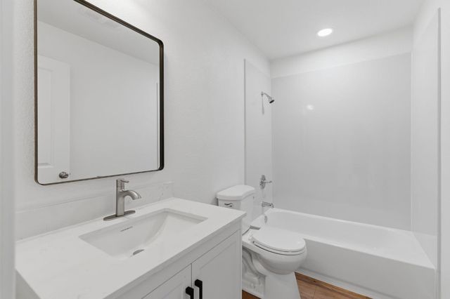 2621 Fernandez Dr, Sacramento, CA 95822