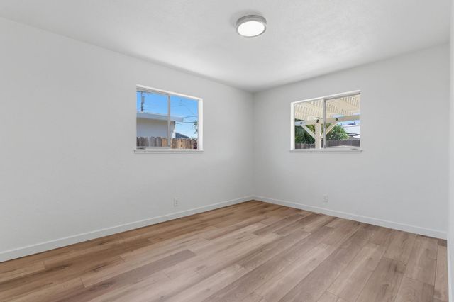 2621 Fernandez Dr, Sacramento, CA 95822