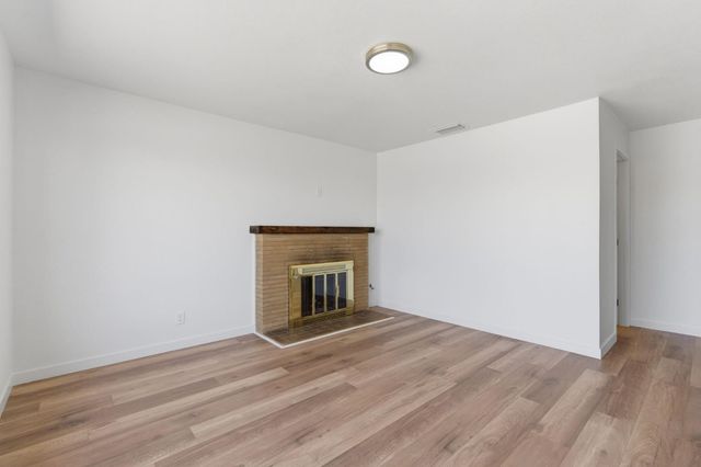2621 Fernandez Dr, Sacramento, CA 95822