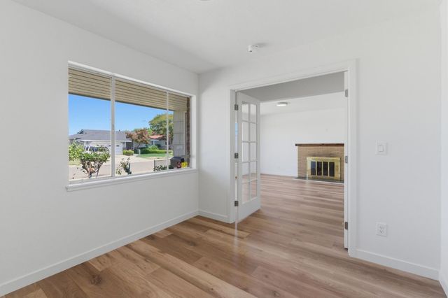 2621 Fernandez Dr, Sacramento, CA 95822
