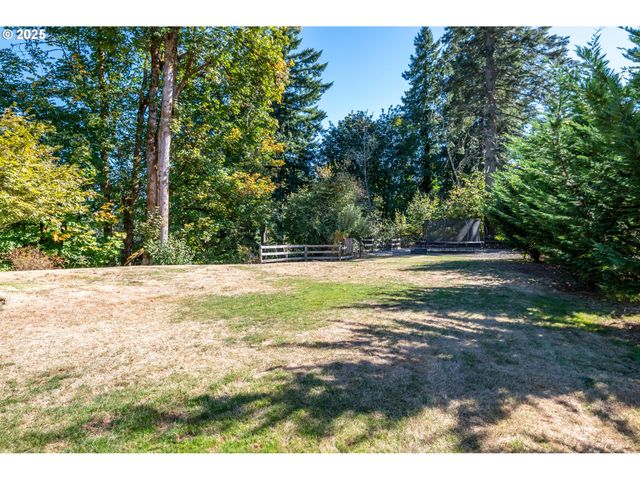 5780 WESTSIDE Hwy, Castle Rock, WA 98611