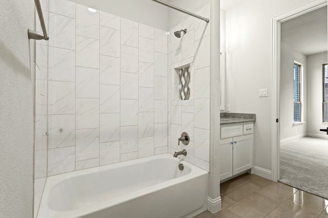 1800 Green Jasper Place, Arlington, TX 76005