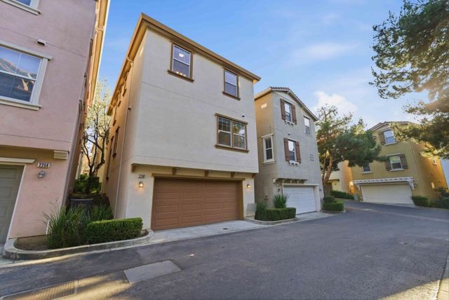 2260 Golden Crest Common, San Jose, CA 95125