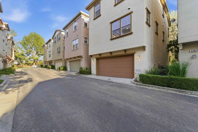 2260 Golden Crest Common, San Jose, CA 95125