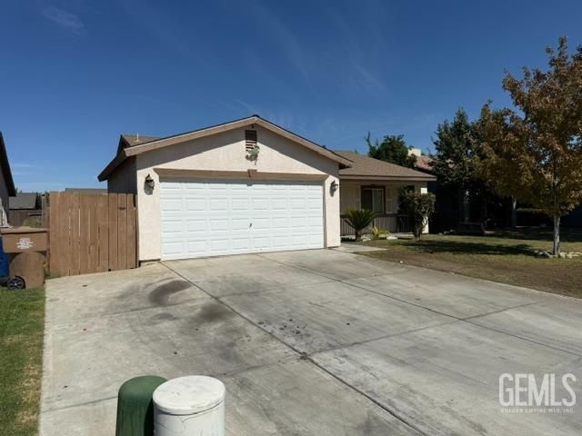 1310 Clipper Hills Drive, Bakersfield, CA 93307