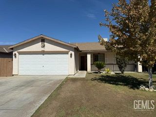 1310 Clipper Hills Drive, Bakersfield, CA 93307