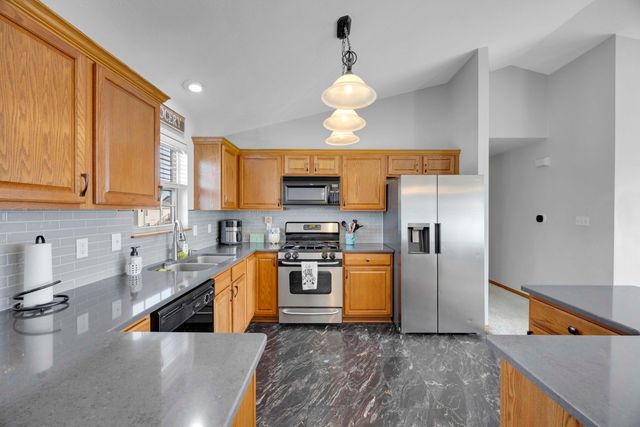 822 Seminole Drive, Lowell, IN 46356