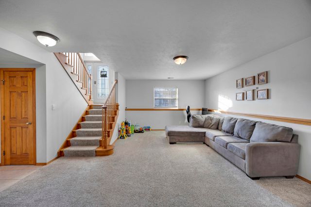 822 Seminole Drive, Lowell, IN 46356