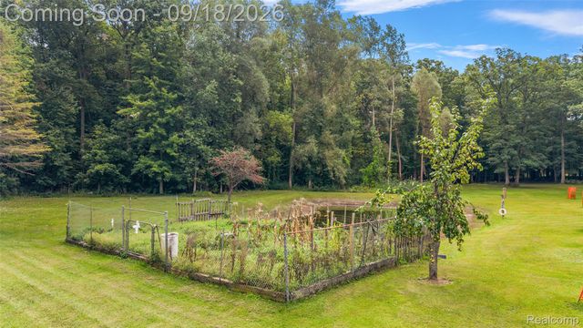 2201 E Gunn Road, Washington Township, MI 48306