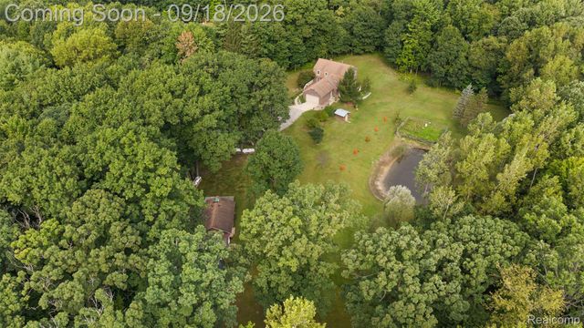2201 E Gunn Road, Washington Township, MI 48306