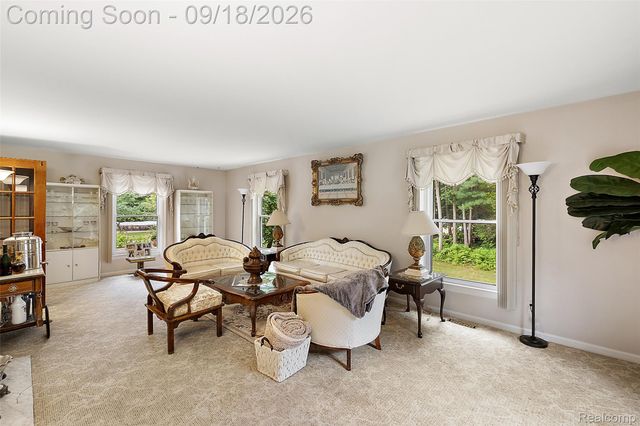 2201 E Gunn Road, Washington Township, MI 48306
