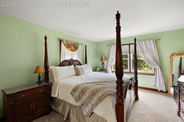 2201 E Gunn Road, Washington Township, MI 48306