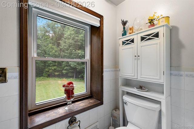 2201 E Gunn Road, Washington Township, MI 48306