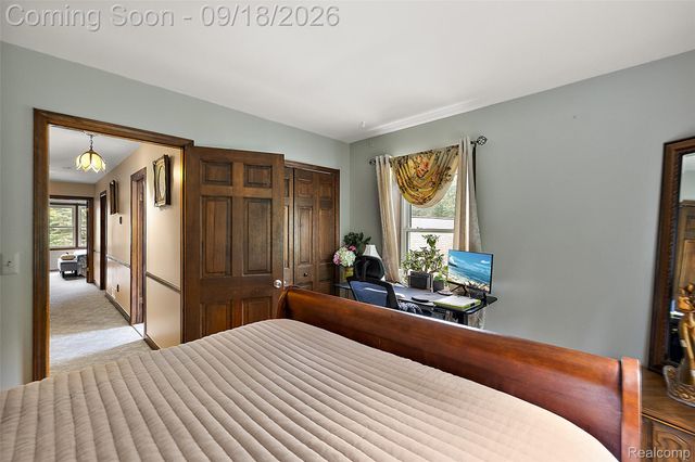 2201 E Gunn Road, Washington Township, MI 48306