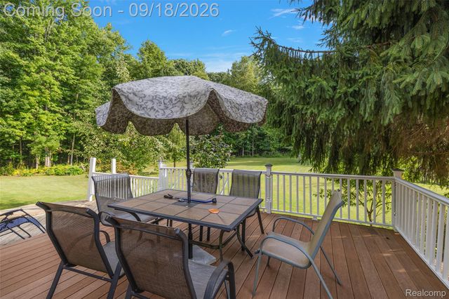 2201 E Gunn Road, Washington Township, MI 48306