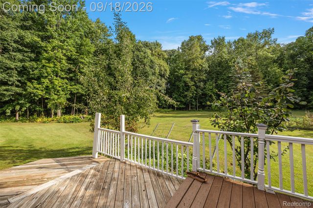 2201 E Gunn Road, Washington Township, MI 48306