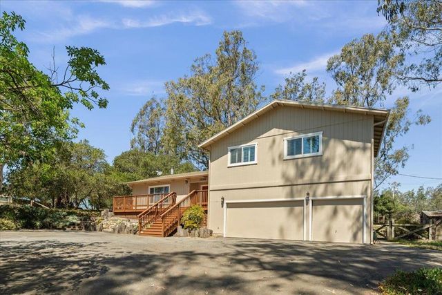 17089 Mcguffie Road, Salinas, CA 93907