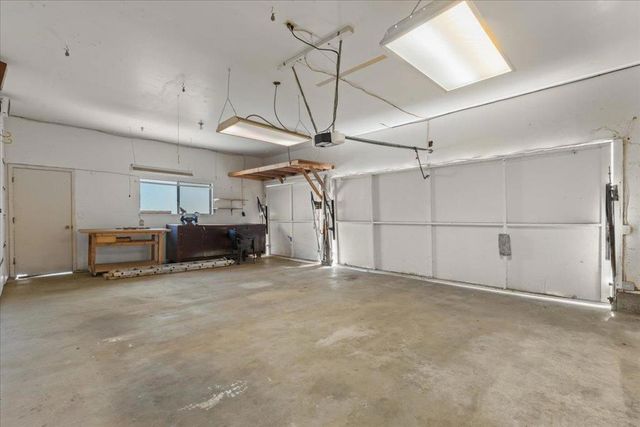 17089 Mcguffie Road, Salinas, CA 93907