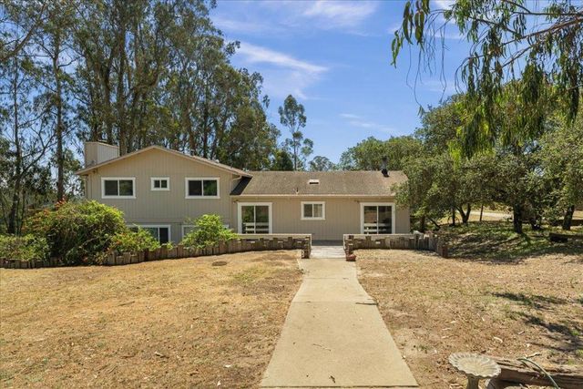 17089 Mcguffie Road, Salinas, CA 93907