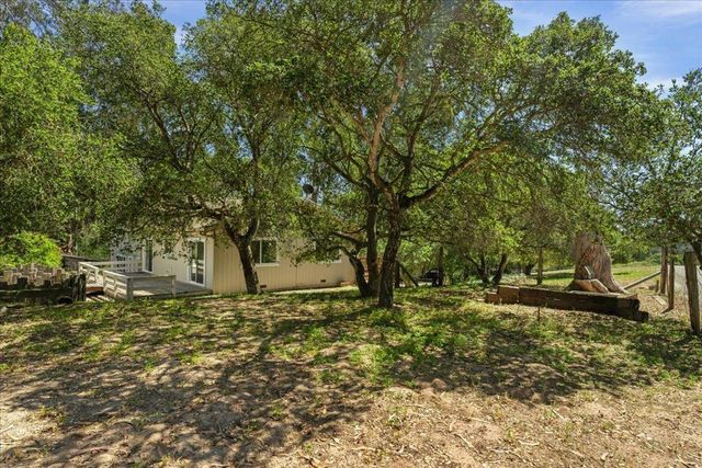 17089 Mcguffie Road, Salinas, CA 93907