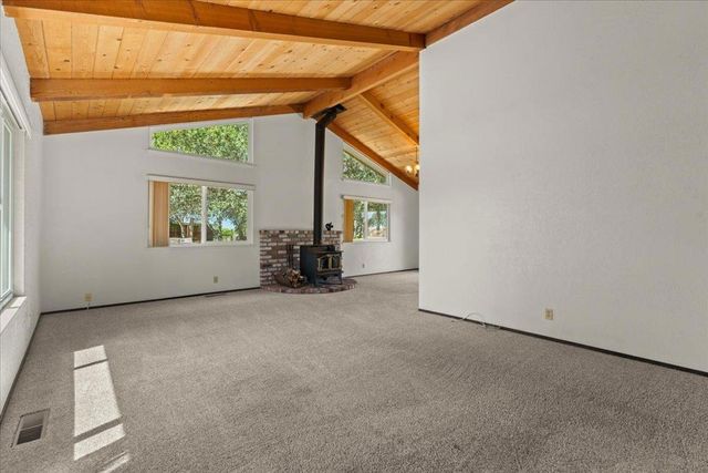 17089 Mcguffie Road, Salinas, CA 93907