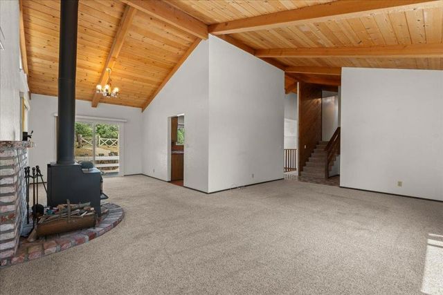 17089 Mcguffie Road, Salinas, CA 93907