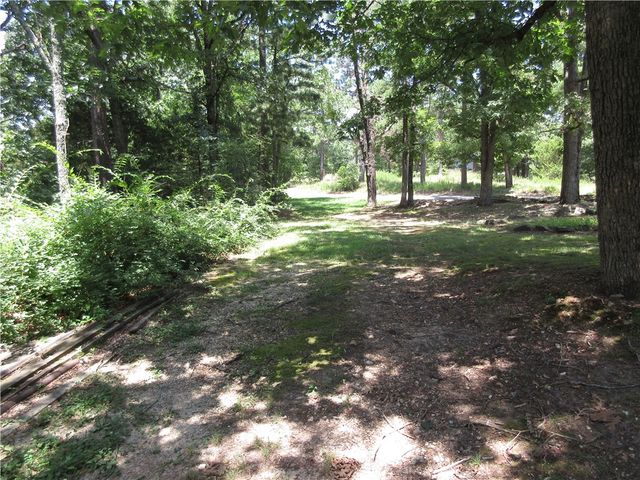 396 County Road 241, Eureka Springs, AR 72632
