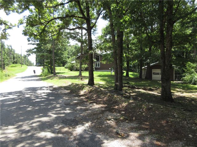 396 County Road 241, Eureka Springs, AR 72632