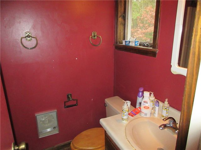 396 County Road 241, Eureka Springs, AR 72632
