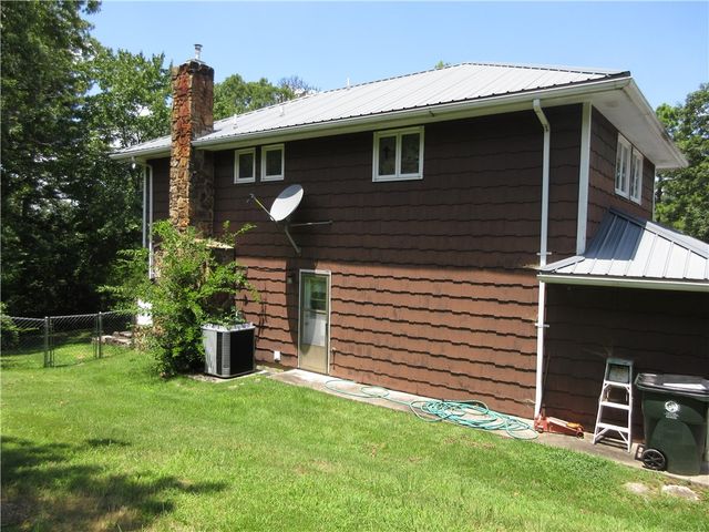 396 County Road 241, Eureka Springs, AR 72632