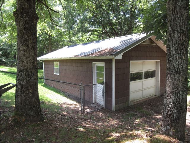 396 County Road 241, Eureka Springs, AR 72632
