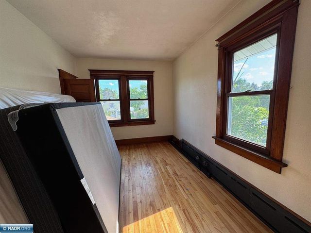 1027 E Chapman Street, Ely, MN 55731