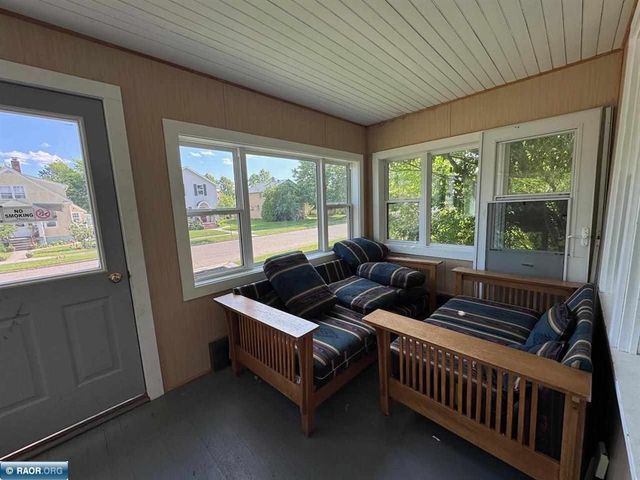 1027 E Chapman Street, Ely, MN 55731