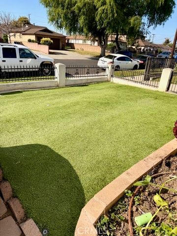 1537 W 205th Street, Torrance, CA 90501