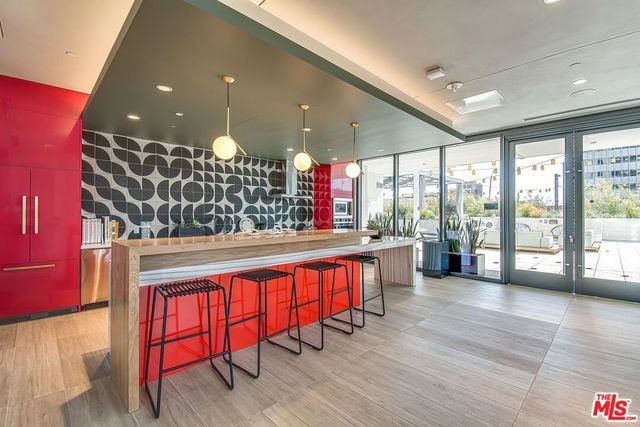 1100 S Grand Avenue A003, Los Angeles, CA 90015