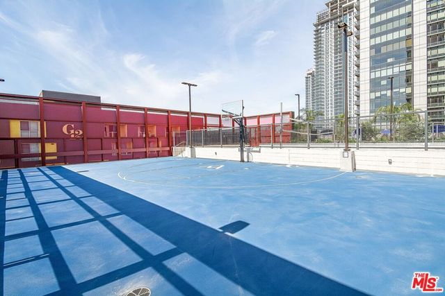 1100 S Grand Avenue A003, Los Angeles, CA 90015