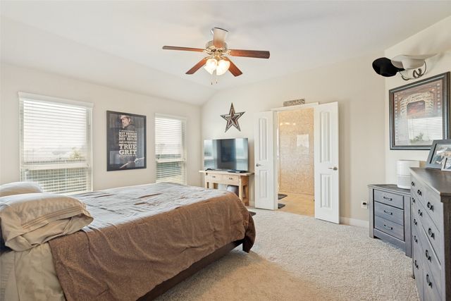 1412 St Johns Drive, Van Alstyne, TX 75495