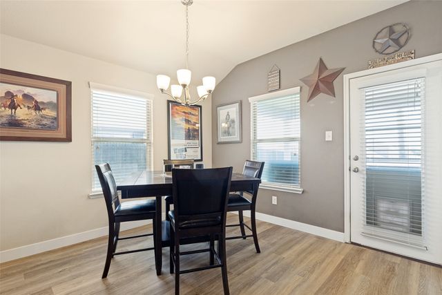 1412 St Johns Drive, Van Alstyne, TX 75495