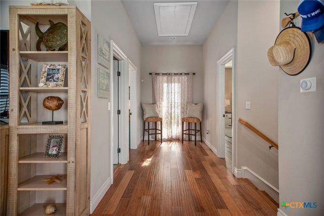 261 E Burgundy Bay, Port O'connor, TX 77982