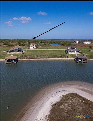 261 E Burgundy Bay, Port O'connor, TX 77982