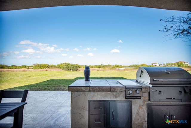 261 E Burgundy Bay, Port O'connor, TX 77982