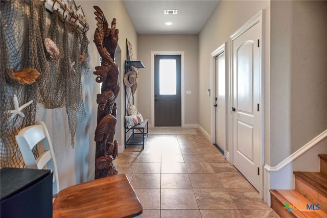 261 E Burgundy Bay, Port O'connor, TX 77982