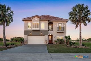 261 E Burgundy Bay, Port O'connor, TX 77982