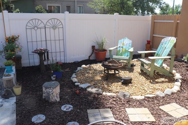 492 G Street, Idaho Falls, ID 83402