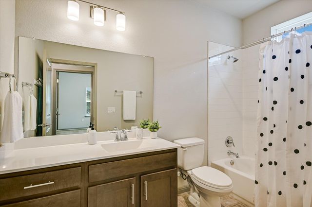 5613 Charles Merle A DR, Austin, TX 78747