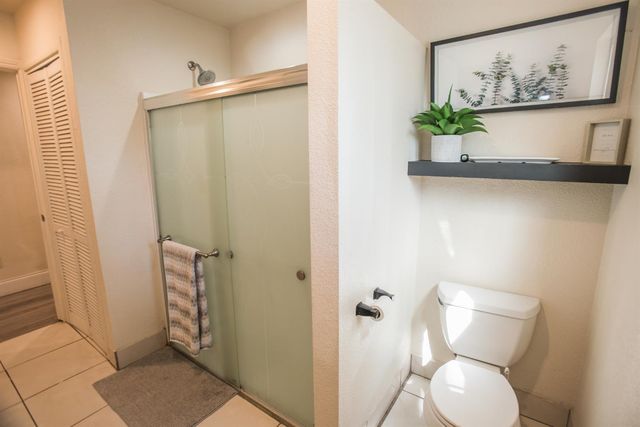 1417 E St, Rio Linda, CA 95673